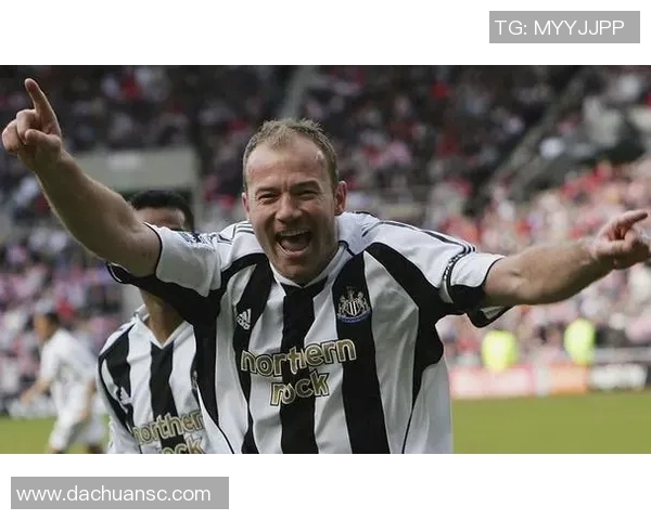 当今足坛的明星球员有哪些他们的表现和成就如何分析