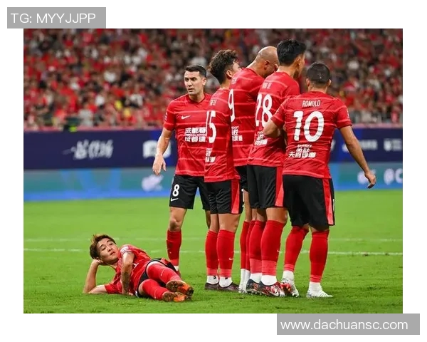 成都足球队配合变革引发热议新战术助力球队崛起与发展 成都足球队配合变革引发热议新战术助力球队崛起与发展