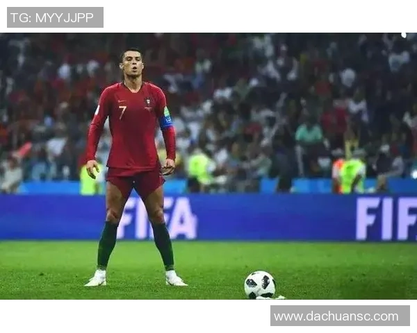 曾获足球先生荣誉的传奇球星们的辉煌历程与成就回顾