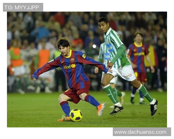 梅西的经典射门瞬间解析足球场上的传奇技艺与完美表现