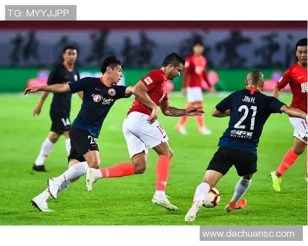 杭州足球队以93分领跑挑战赛积分榜展现强劲实力和不败风范 杭州足球队以93分领跑挑战赛积分榜展现强劲实力和不败风范