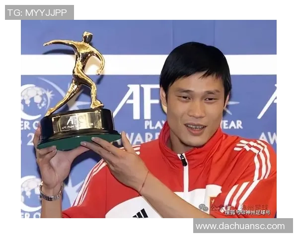 绰号刺客的足球明星如何在绿茵场上演绎传奇与荣耀的故事 绰号刺客的足球明星如何在绿茵场上演绎传奇与荣耀的故事